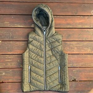 MARC NEW YORK PERFORMANCE OLIVE GREEN QUILTED VEST SIZE LARGE